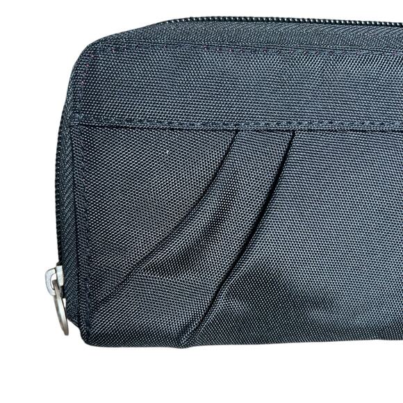 Travelon Black Nylon Anti Theft Accordion Wallet RFID Blocking - Picture 2 of 11